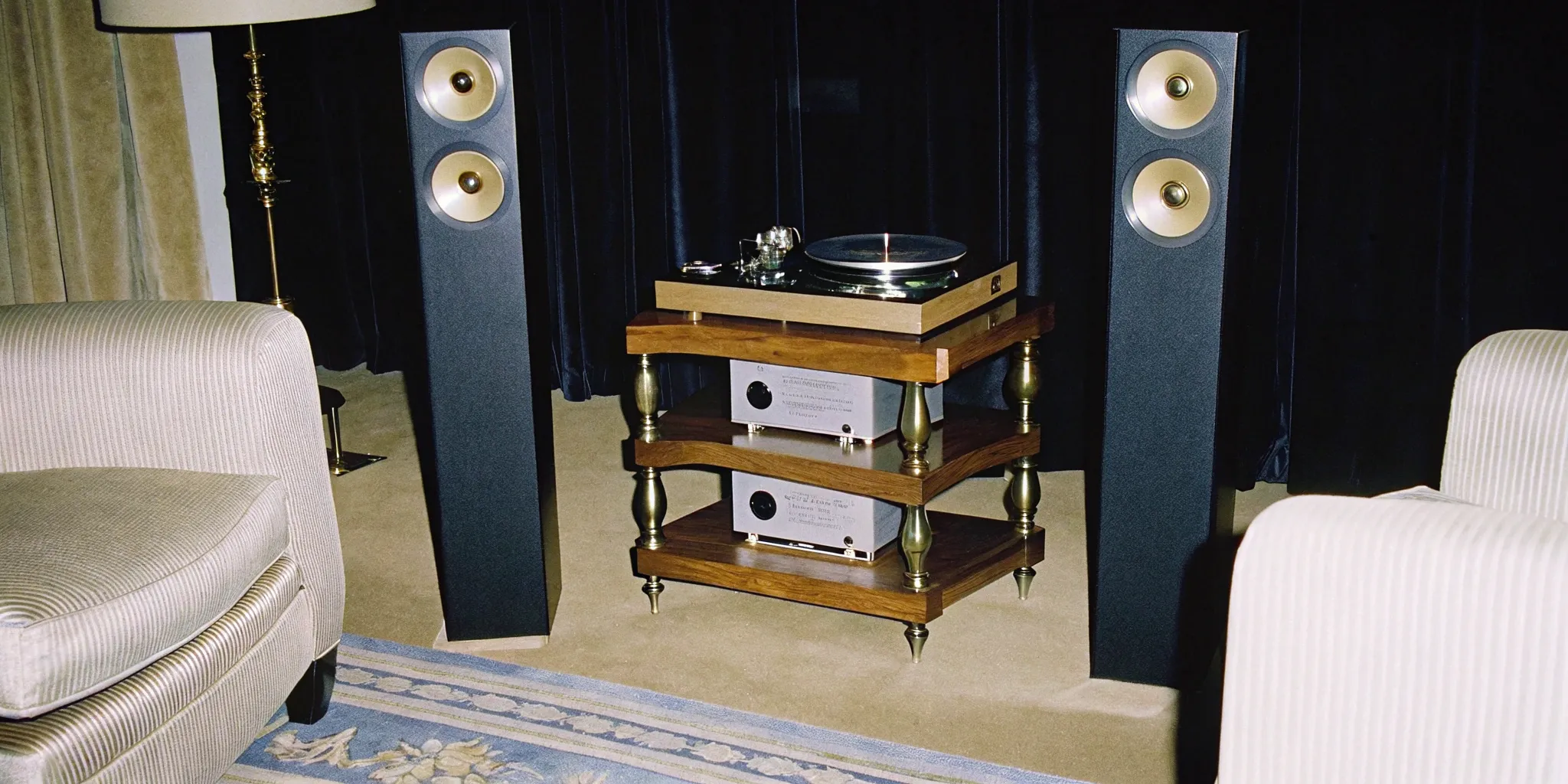 Luxman: High-End Audio Explained