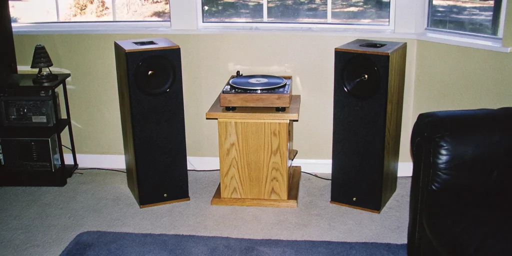 Dahlquist Speakers: A Legacy of Audio Performance