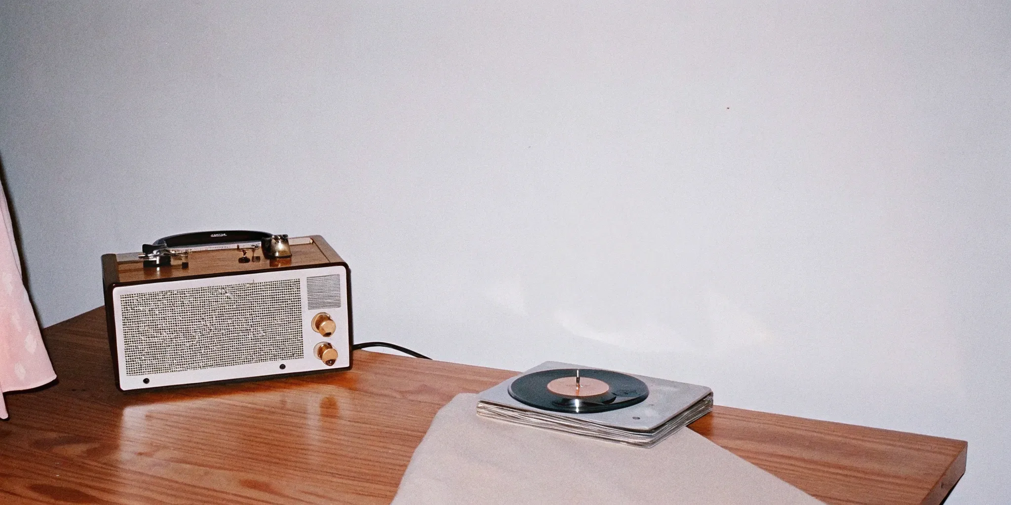 Hallicrafters Radios: A Beginner's Guide