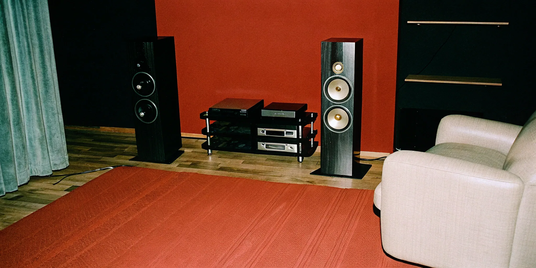 High End By Oz: Experience Superior Sound